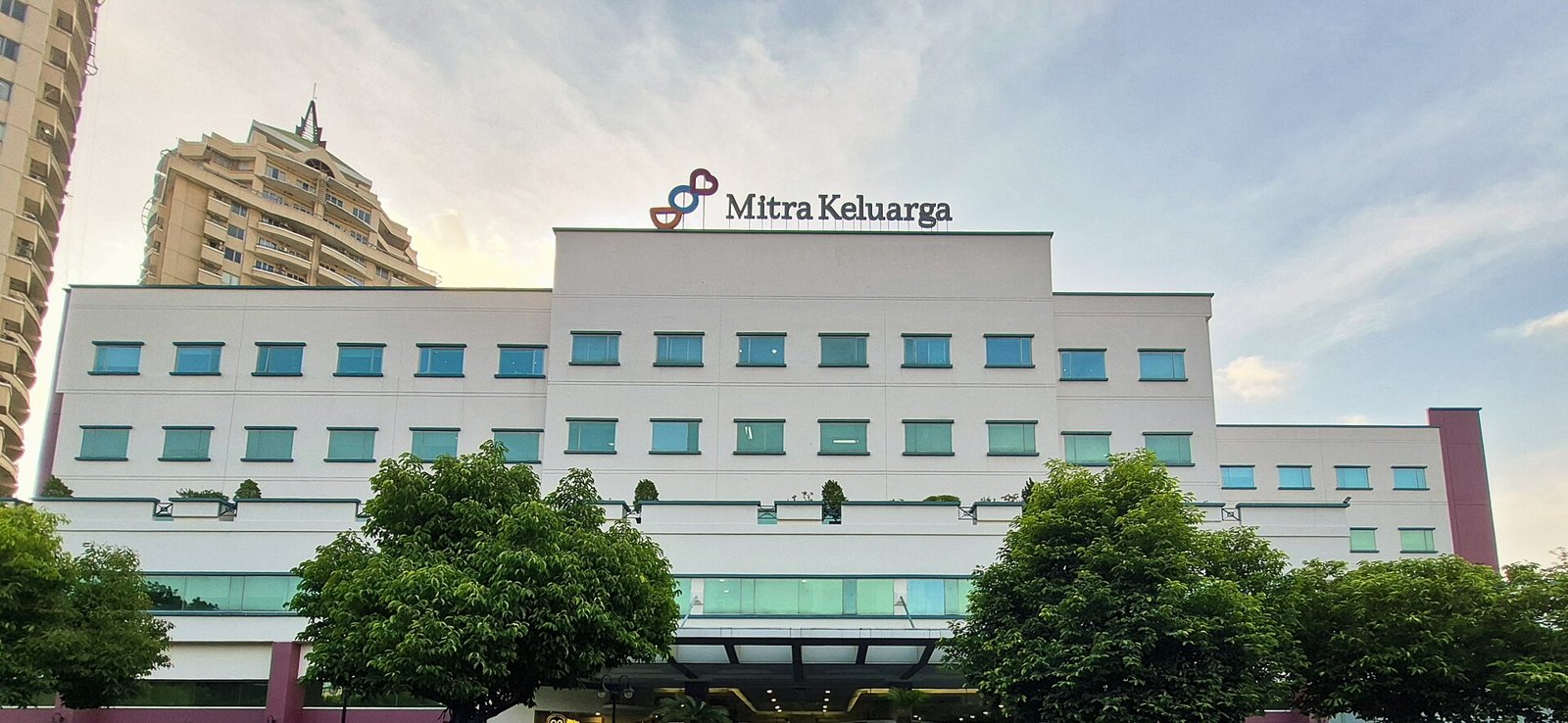 Mitra Keluarga Kelapa Gading